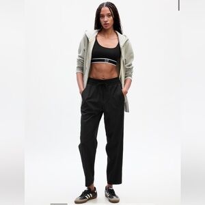 NWT GapFit Runaround Pants Navy